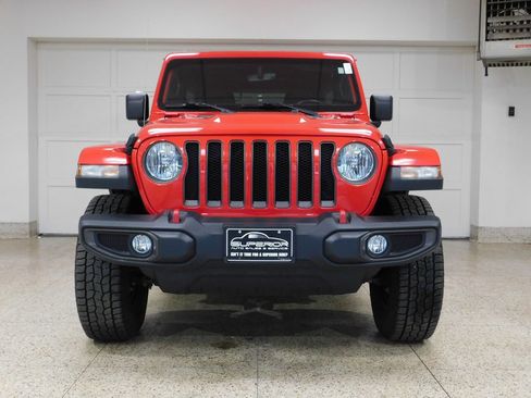Used 2021 Jeep Wrangler Unlimited Rubicon w/ Dual Top Group AWD/4WD image 5