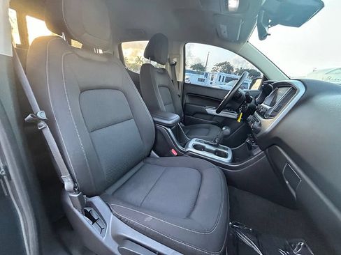 Used 2018 Chevrolet Colorado LT w/ LT Convenience Package RWD image 27