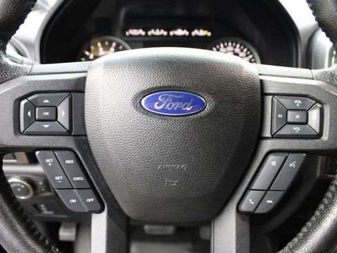 Used 2016 Ford F150 XLT w/ Equipment Group 302A Luxury AWD/4WD image 51