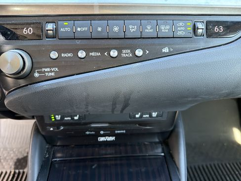 Used 2021 Lexus ES 300h w/ Premium Package FWD image 26