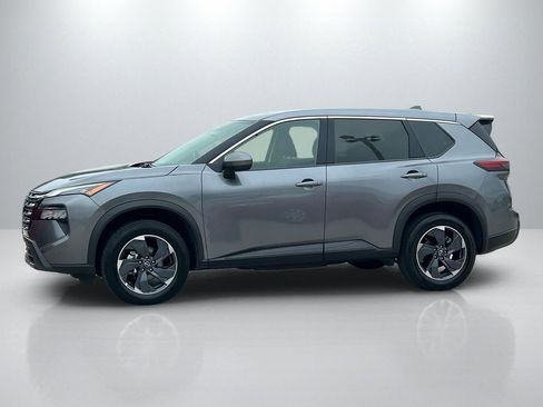 Used 2025 Nissan Rogue SV FWD image 8