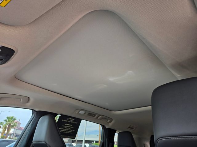 Used 2023 INFINITI QX60 Luxe w/ Cargo Package FWD image 11