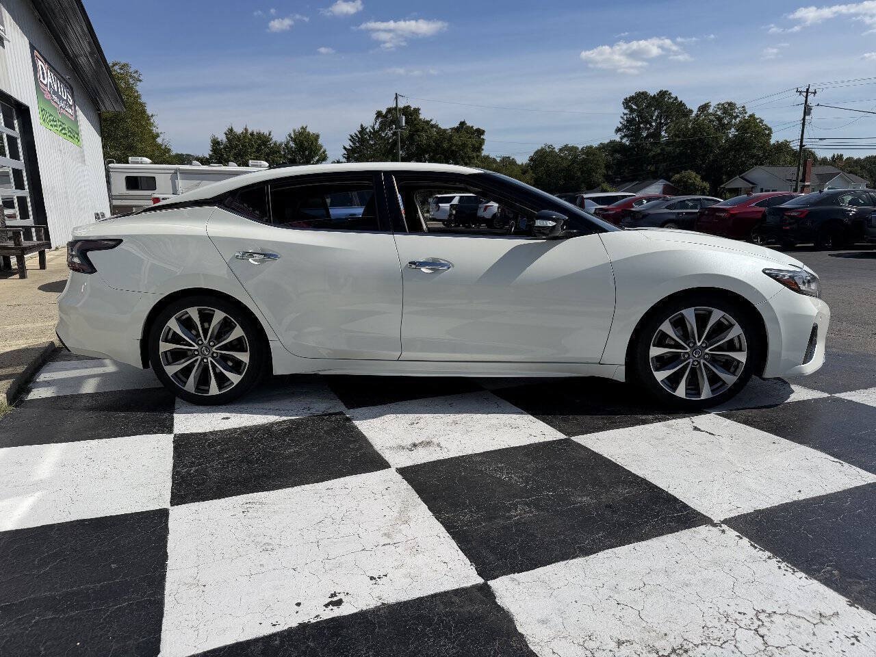Used 2021 Nissan Maxima Platinum w/ Sport Mat Group FWD image 5