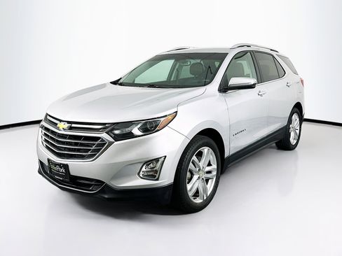 Used 2019 Chevrolet Equinox Premier FWD image 3