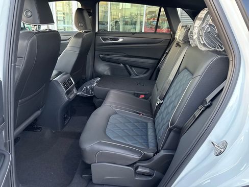 New 2026 Volkswagen Atlas Cross Sport SEL Premium R-Line AWD/4WD image 25