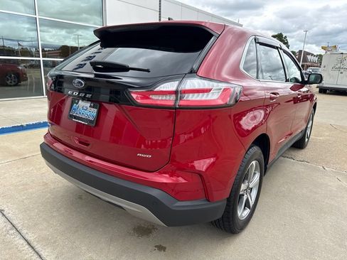 Used 2024 Ford Edge SEL w/ Convenience Package AWD/4WD image 5