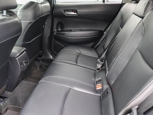 Used 2025 Toyota Corolla Cross XLE w/ Convenience Package AWD/4WD image 21