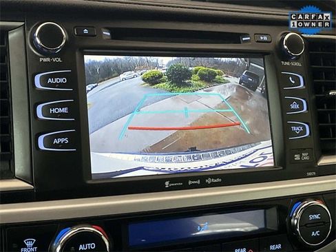 Used 2017 Toyota Highlander XLE image 37