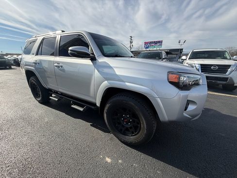 Used 2023 Toyota 4Runner SR5 Premium image 1