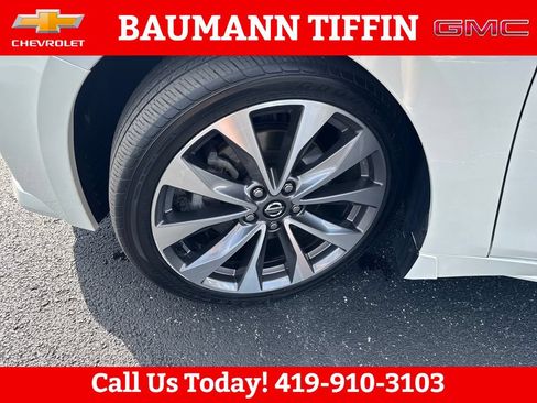 Used 2020 Nissan Maxima Platinum w/ Sport Mat Group FWD image 27