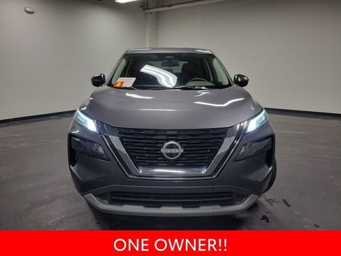 Used 2023 Nissan Rogue S image 3