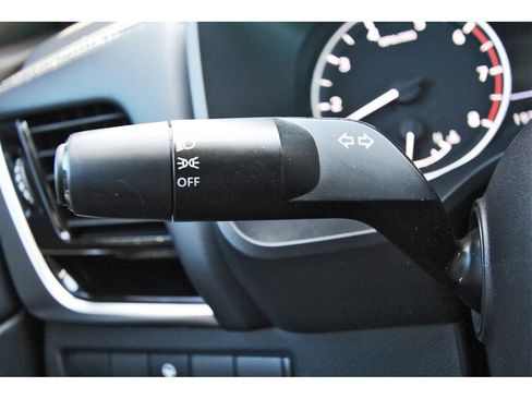 Certified 2023 Nissan Rogue SL w/ SL Premium Package image 17