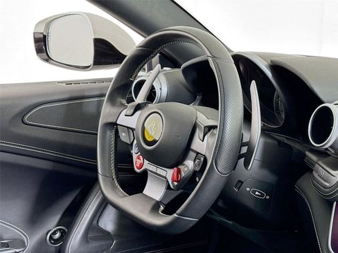 Used 2019 Ferrari GTC4Lusso T image 32