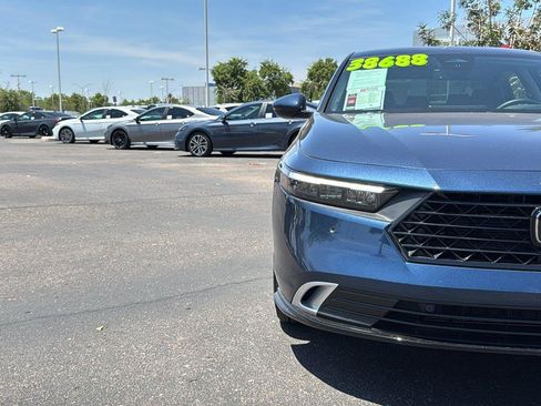 Used 2026 Honda Accord Touring image 3