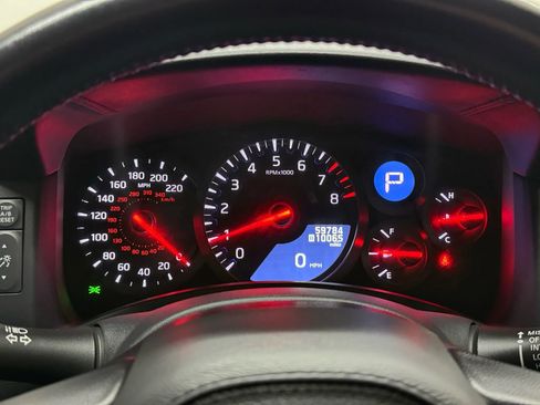 Used 2019 Nissan GT-R Premium w/ Premium Interior Package image 43