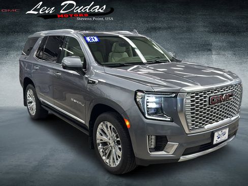 Used 2021 GMC Yukon Denali w/ Denali Premium Package image 4