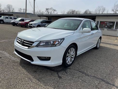 Used 2014 Honda Accord EX image 1