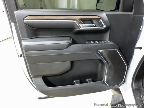 Used 2024 Chevrolet Silverado 1500 RST image 21