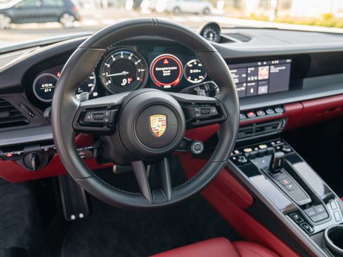 Certified 2021 Porsche 911 Carrera 4S image 14