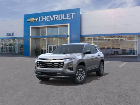 Used 2026 Chevrolet Equinox LT w/ Convenience Package II AWD/4WD image 8