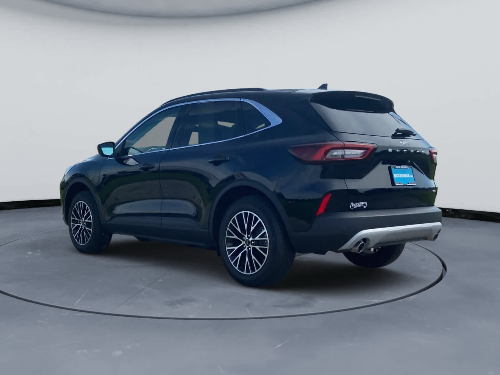 Used 2026 Ford Escape SE w/ PHEV Premium Package FWD image 6