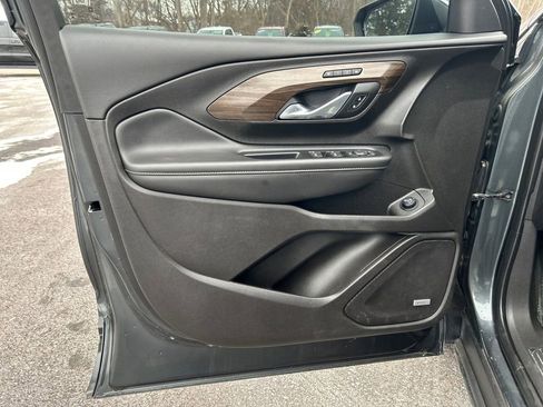 Used 2018 GMC Terrain Denali image 16