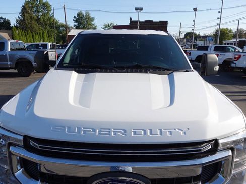 Used 2022 Ford F250 XLT w/ XLT Value Package image 6