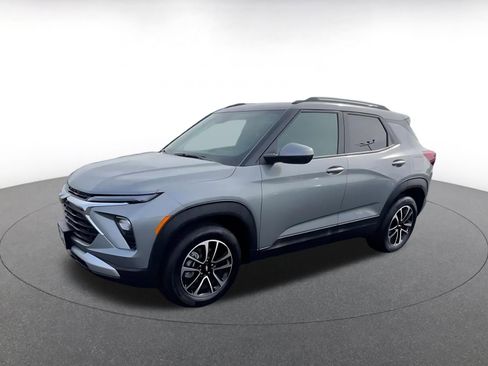 Used 2025 Chevrolet TrailBlazer LT image 8