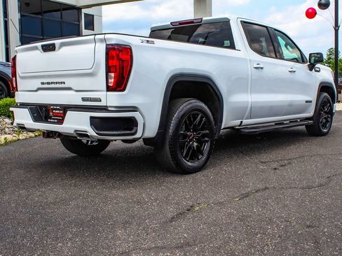 Used 2022 GMC Sierra 1500 Elevation w/ X31 Off-Road Package AWD/4WD image 6