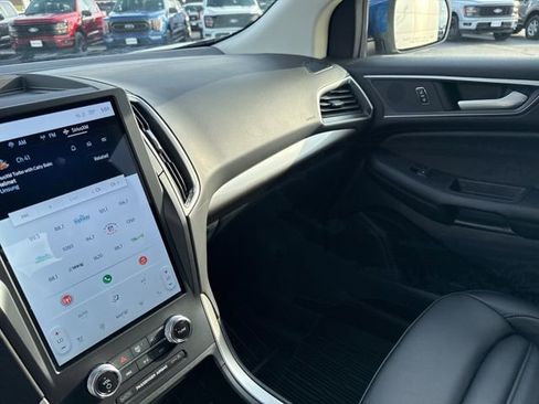 Certified 2024 Ford Edge SEL w/ Convenience Package image 24