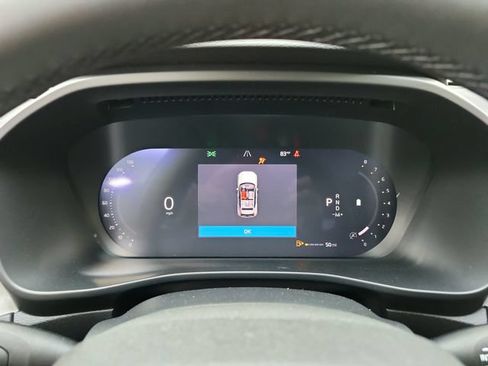 New 2026 Volvo XC40 B5 Plus w/ Protection Package Premier AWD/4WD image 24