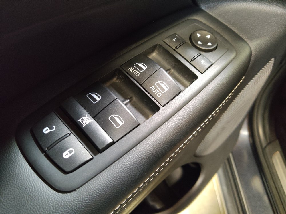 Used 2016 Jeep Grand Cherokee Limited RWD image 27
