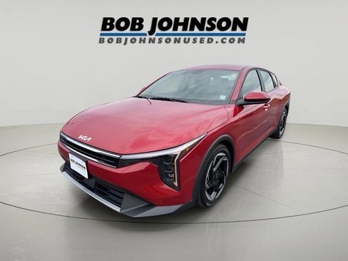 Used 2025 Kia K4 EX image 2
