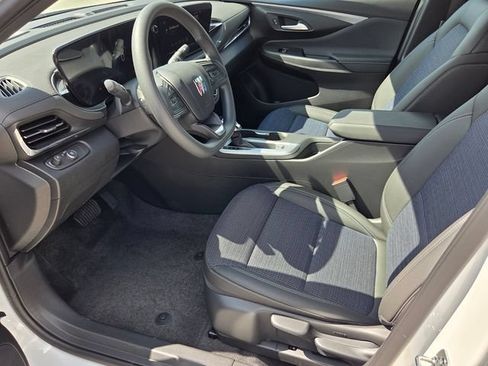 New 2026 Buick Envista Preferred w/ Convenience II Package FWD image 5