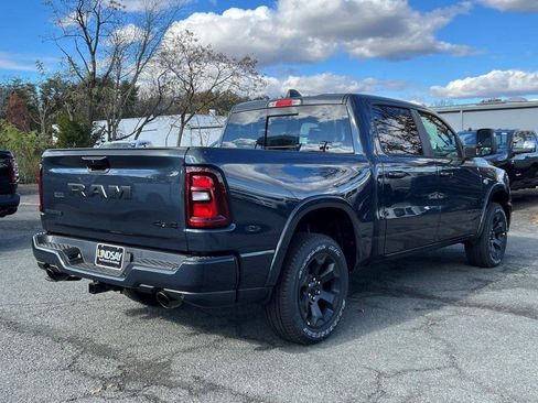 New 2026 RAM 1500 4x4 Crew Cab image 3