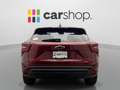 Used 2024 Chevrolet Trax RS FWD image 3