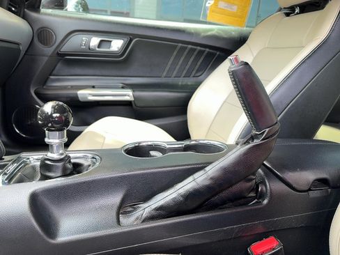 Used 2015 Ford Mustang GT Premium w/ Equipment Group 401A RWD image 22