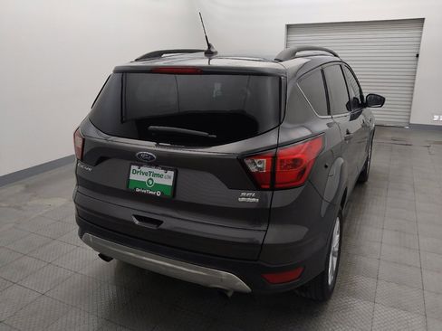 Used 2019 Ford Escape SEL image 7