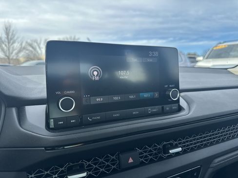 Used 2023 Honda Accord EX image 25