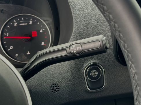 Used 2024 Mercedes-Benz Sprinter 2500 image 21