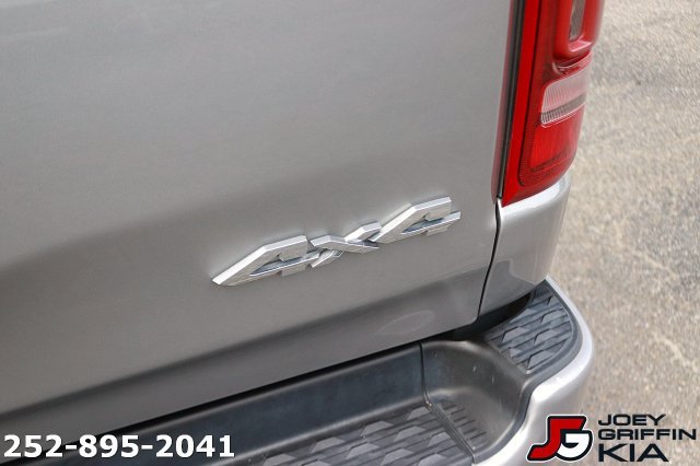 Used 2021 RAM 1500 Laramie w/ Sport Appearance Package AWD/4WD image 12