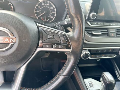 Used 2024 Nissan Altima 2.5 SR image 32