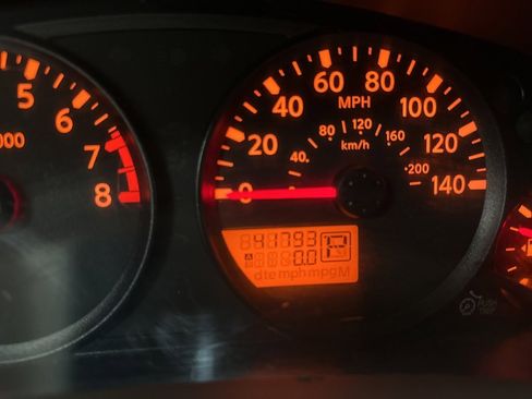 Used 2021 Nissan Frontier SV image 14