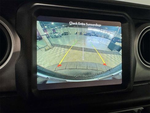 Used 2021 Jeep Wrangler Unlimited Sport S image 24