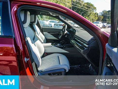 Used 2025 BMW i5 eDrive40i w/ M Sport Package image 23