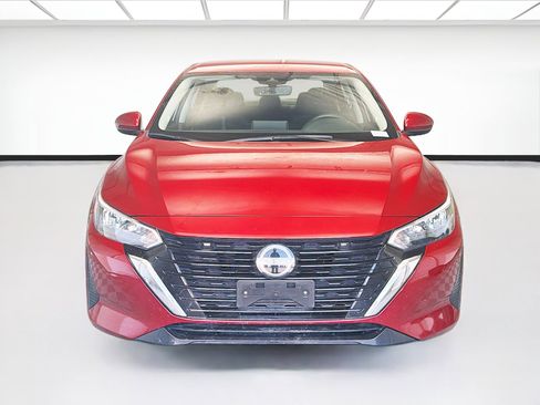 Used 2024 Nissan Sentra SV image 2