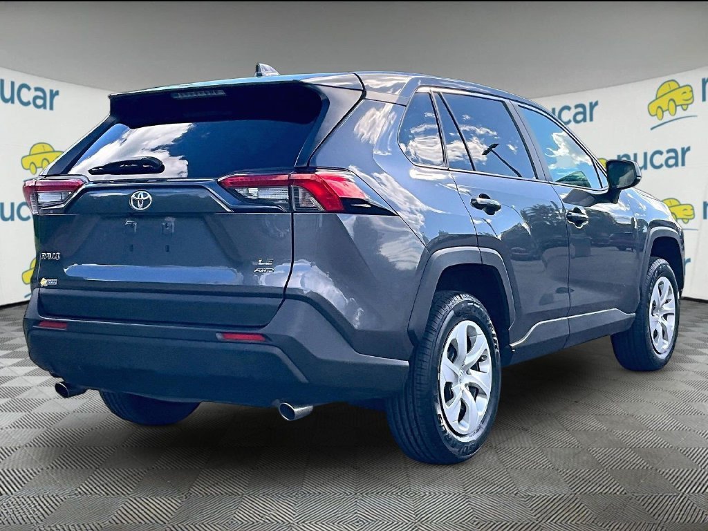 Used 2025 Toyota RAV4 LE AWD/4WD image 6