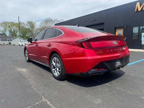 Used 2020 Hyundai Sonata SEL FWD image 2