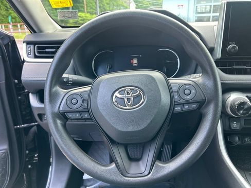 Used 2024 Toyota RAV4 XLE w/ Convenience Package AWD/4WD image 14