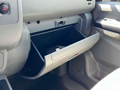 Used 2020 Nissan NV 2500 SV w/ Navigation Package image 23